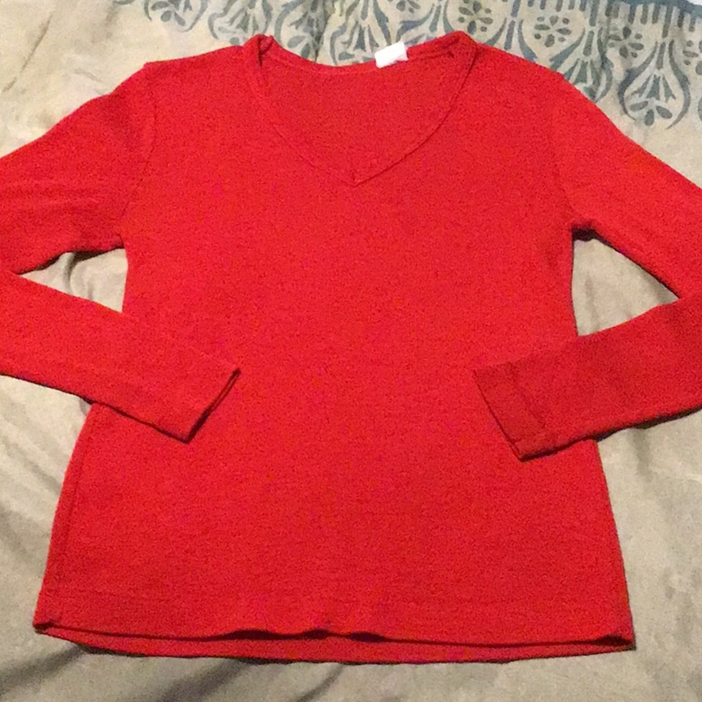 Red V-Neck Long Sleeve Shirt